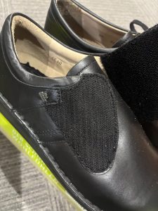 フィンコンフォート VAASA 紐靴をベルクロ仕様へ変更する修理工程