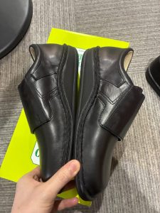 フィンコンフォート VAASA 紐靴をベルクロ仕様へカスタムする修理工程