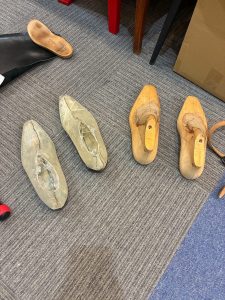 足型確認のために製作した神戸のオーダーメイド整形靴のチェックシューズ（仮靴工程）